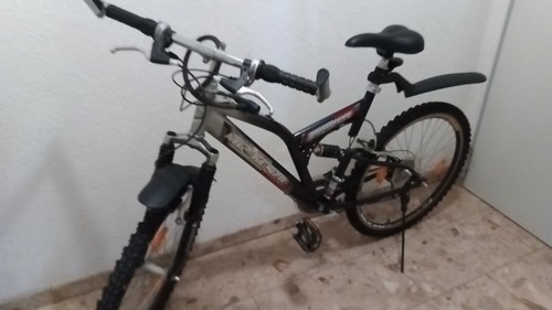 Mckenzie hill 500 mountainbike - hill,