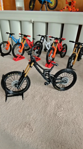 Santa cruz v10 - cruz, fully